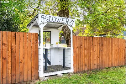 11 Second St, Carson, WA 98610 - Photo 5