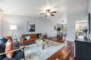 1615 Lilly Ct, Newberg, OR 97132 - Photo 3