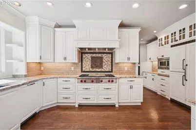 1224 Tyndall Ct, Lake Oswego, OR 97034 - Photo 9