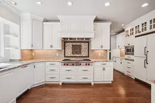 1224 Tyndall Ct, Lake Oswego, OR 97034 - Photo 9