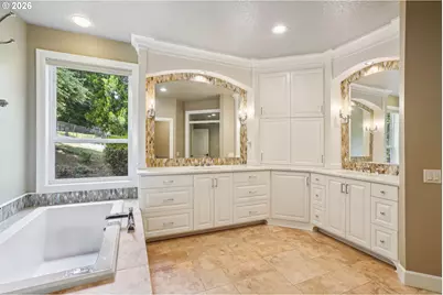 1224 Tyndall Ct, Lake Oswego, OR 97034 - Photo 23