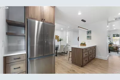 4715 NE 100th Ave, Portland, OR 97220 - Photo 11