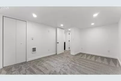 4715 NE 100th Ave, Portland, OR 97220 - Photo 33