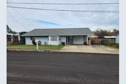 1880 Linnell Ave, Roseburg, OR 97471 - Photo 1