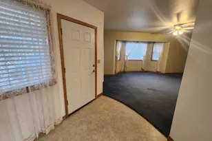 1880 Linnell Ave, Roseburg, OR 97471 - Photo 5