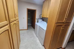 1880 Linnell Ave, Roseburg, OR 97471 - Photo 17