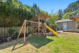 12365 SW Tremont St, Portland, OR 97225 - Photo 37