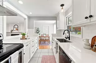 12365 SW Tremont St, Portland, OR 97225 - Photo 19