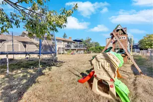 19130 NE Wasco Ct, Portland, OR 97230 - Photo 37