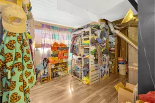 19130 NE Wasco Ct, Portland, OR 97230 - Photo 29