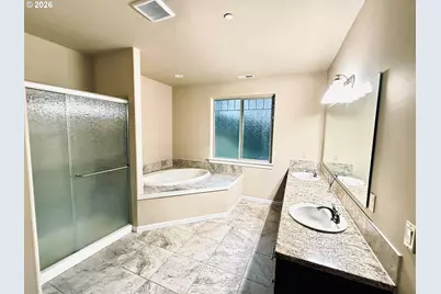 6451 Dogwood St, Springfield, OR 97478 - Photo 7