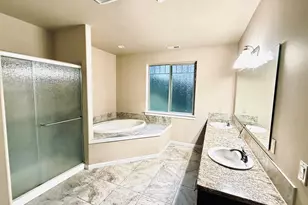 6451 Dogwood St, Springfield, OR 97478 - Photo 7