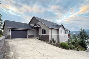 6451 Dogwood St, Springfield, OR 97478 - Photo 1