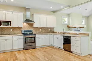 15639 NW Ryegrass St, Portland, OR 97229 - Photo 13