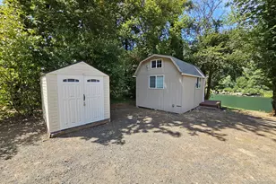 6152 Tyee Rd, Umpqua, OR 97486 - Photo 21