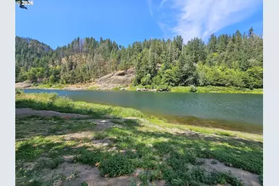 6152 Tyee Rd, Umpqua, OR 97486 - Photo 3