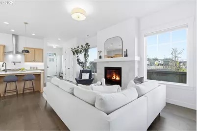 7039 SE Chinquapin Dr, Hillsboro, OR 97123 - Photo 15