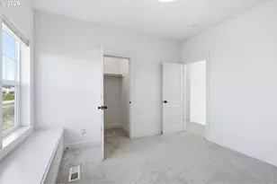 7039 SE Chinquapin Dr, Hillsboro, OR 97123 - Photo 33