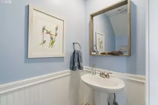 75 N Hayden Bay Dr, Portland, OR 97217 - Photo 9