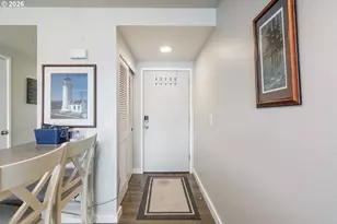 75 N Hayden Bay Dr, Portland, OR 97217 - Photo 5