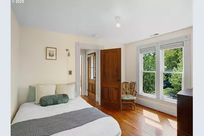 131 NE Tillamook St, Portland, OR 97212 - Photo 21