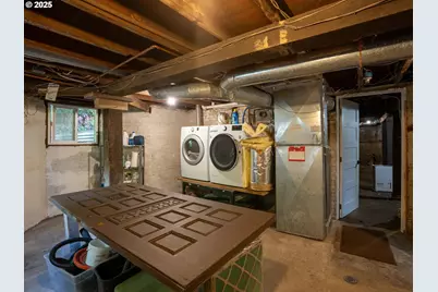 131 NE Tillamook St, Portland, OR 97212 - Photo 33