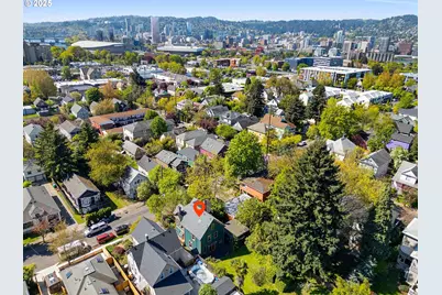 131 NE Tillamook St, Portland, OR 97212 - Photo 41