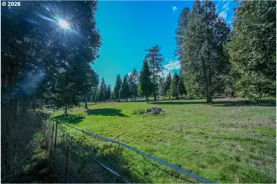 331 Hobbs Ln, Glendale, OR 97442 - Photo 37