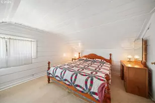 331 Hobbs Ln, Glendale, OR 97442 - Photo 29