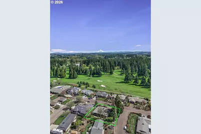 2205 N Country Club Dr, Canby, OR 97013 - Photo 43