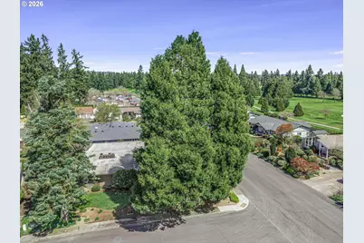 2205 N Country Club Dr, Canby, OR 97013 - Photo 41