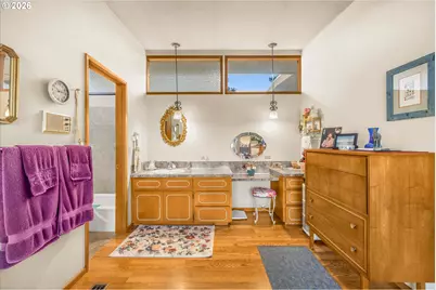 2205 N Country Club Dr, Canby, OR 97013 - Photo 15