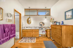 2205 N Country Club Dr, Canby, OR 97013 - Photo 15