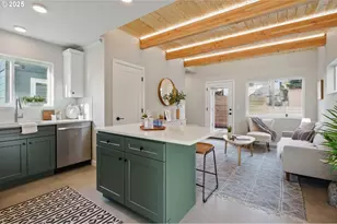 1123 SE Rhone St, Portland, OR 97202 - Photo 5