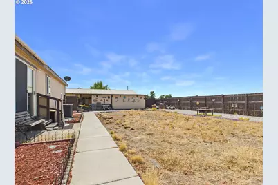 190 SE Kristen Dr, Irrigon, OR 97844 - Photo 29