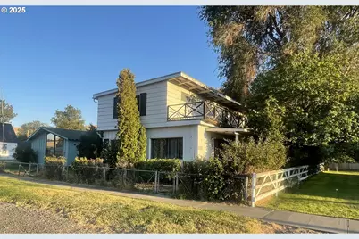 150 E Main St, Ione, OR 97843 - Photo 1
