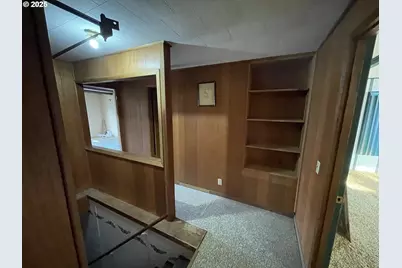 150 E Main St, Ione, OR 97843 - Photo 7