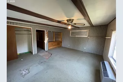 150 E Main St, Ione, OR 97843 - Photo 13