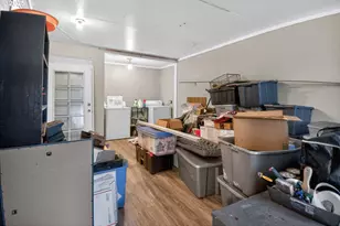 550 N Wasson St, Coos Bay, OR 97420 - Photo 19