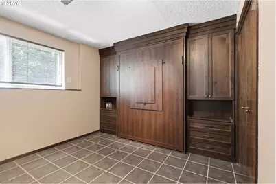 19720 S Hinkle Rd, Oregon City, OR 97045 - Photo 23