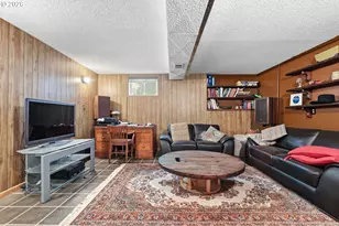 19720 S Hinkle Rd, Oregon City, OR 97045 - Photo 15