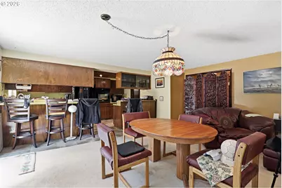 19720 S Hinkle Rd, Oregon City, OR 97045 - Photo 7