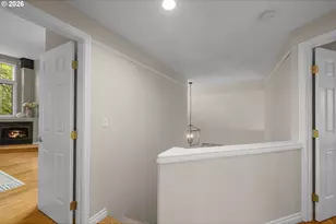 8917 SW 51st Ave, Portland, OR 97219 - Photo 17