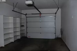 1880 Lake Cove Ave, Eugene, OR 97408 - Photo 23