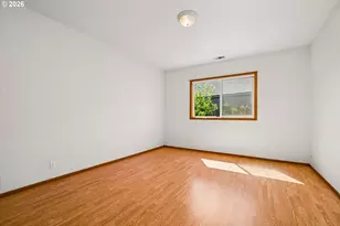 1880 Lake Cove Ave, Eugene, OR 97408 - Photo 25