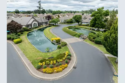 1880 Lake Cove Ave, Eugene, OR 97408 - Photo 29