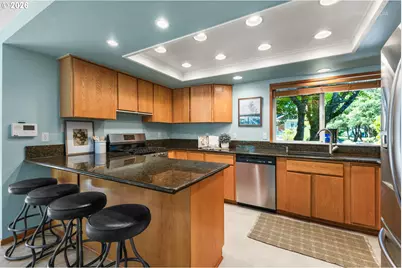 1935 Hillhouse Dr, West Linn, OR 97068 - Photo 9