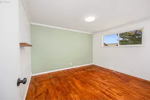 260 35th St, Springfield, OR 97478 - Photo 7