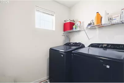 1940 NW 23rd St, McMinnville, OR 97128 - Photo 31