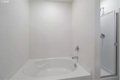 1940 NW 23rd St, McMinnville, OR 97128 - Photo 19